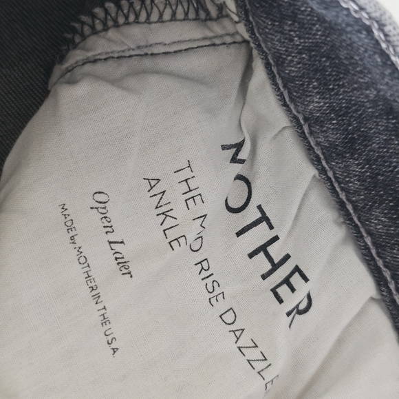MOTHER Mid Rise Dazzler‎ Ankle Straight Leg Black Distressed Jeans 27 Preowned - Picture 9 of 11